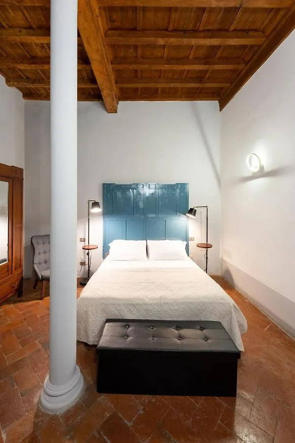 Toscanella Apartment Firenze 0*,